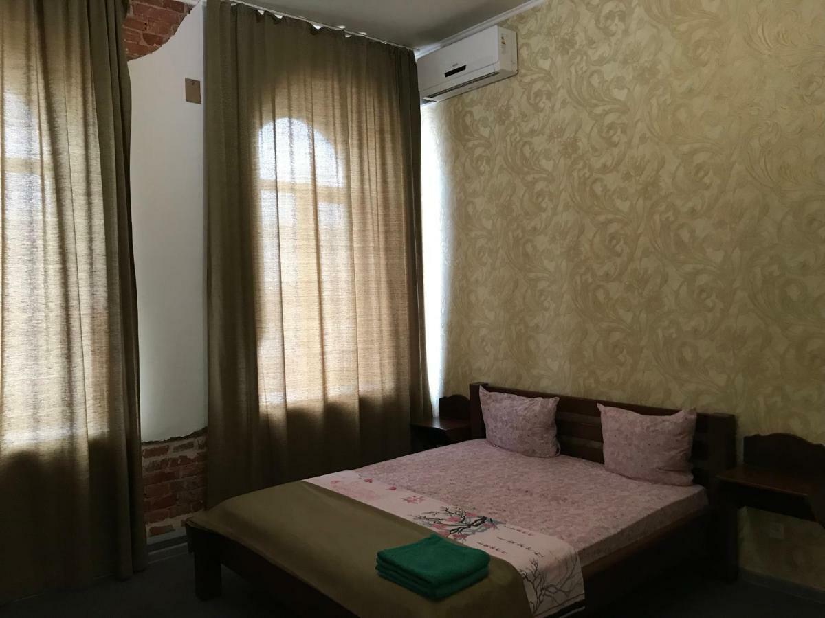 Moskovs'Kyi Avenue 41 Aparthotel Kharkiv Bagian luar foto
